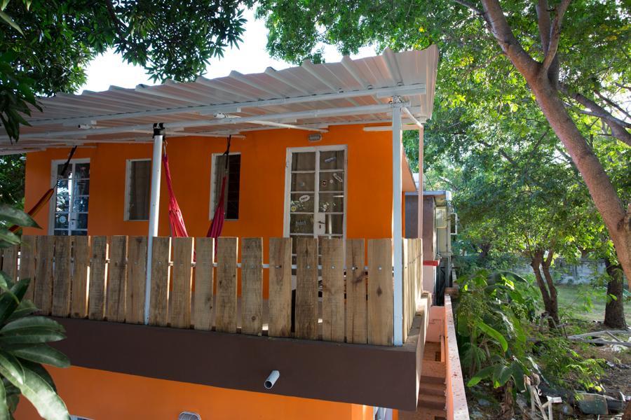 Guest House Chez Jacques Tamarin Buitenkant foto
