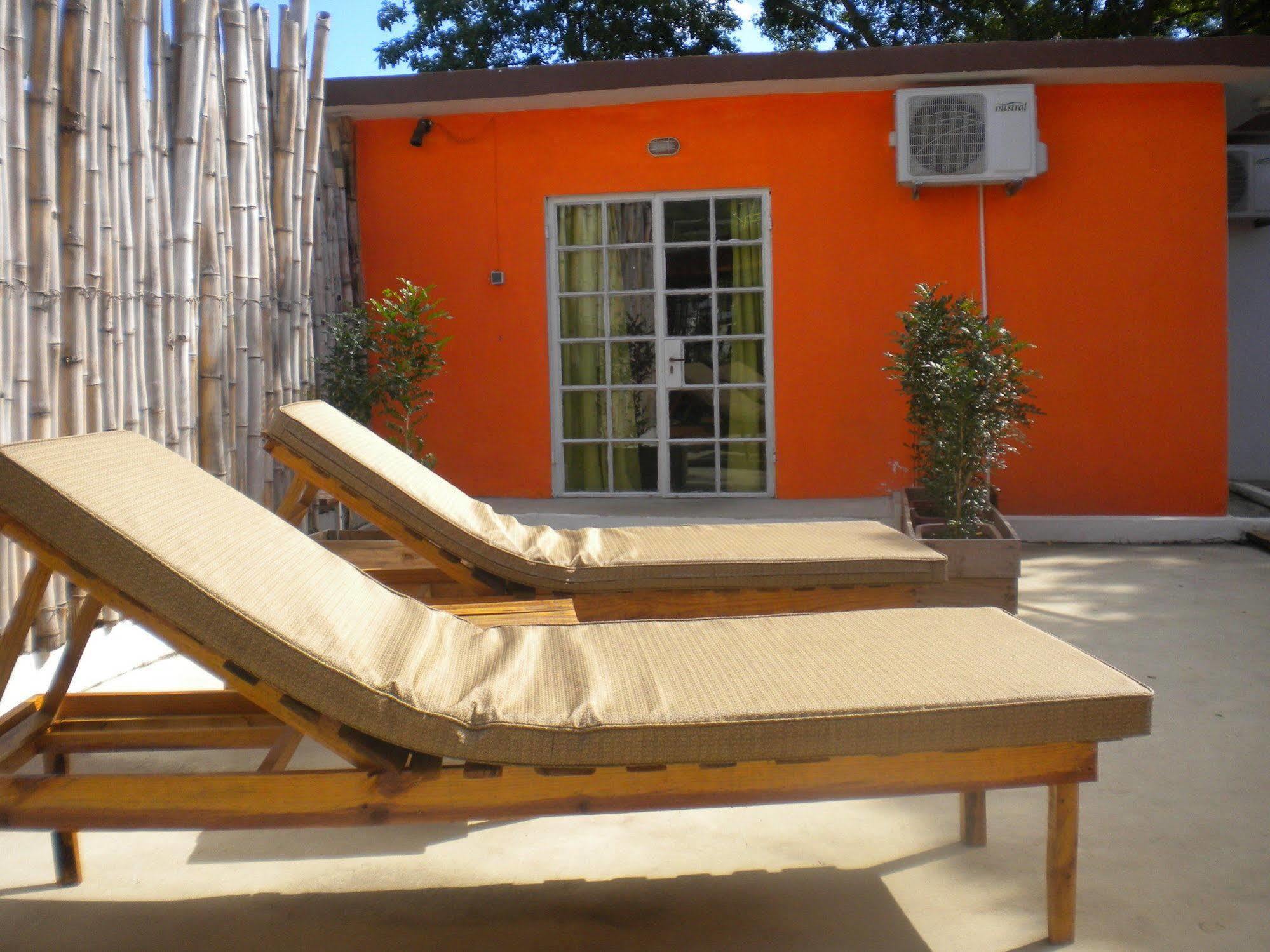 Guest House Chez Jacques Tamarin Buitenkant foto