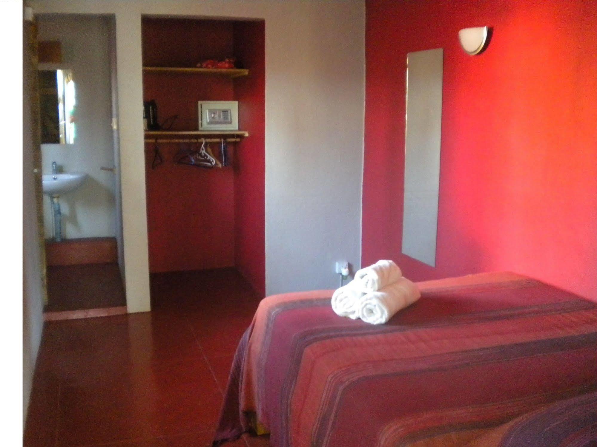 Guest House Chez Jacques Tamarin Buitenkant foto
